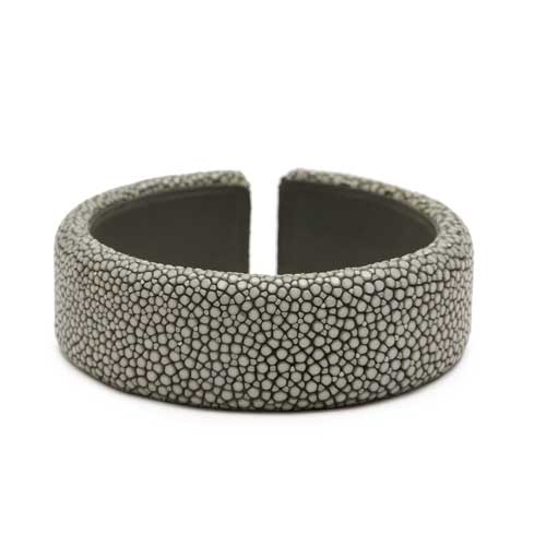 Grey Stingray Flat Cuff - 20mm