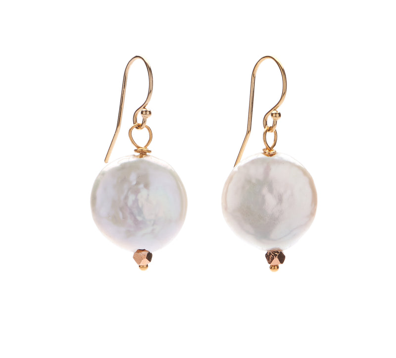 These little pearl earrings are a classic - perfect to throw on with your favorite jeans and a simple white tee. Getting married soon? These also look lovely as bridesmaid gifts - giving a slightly modern twist on an old classic and they're a gift that your girls are sure to wear for years to come!