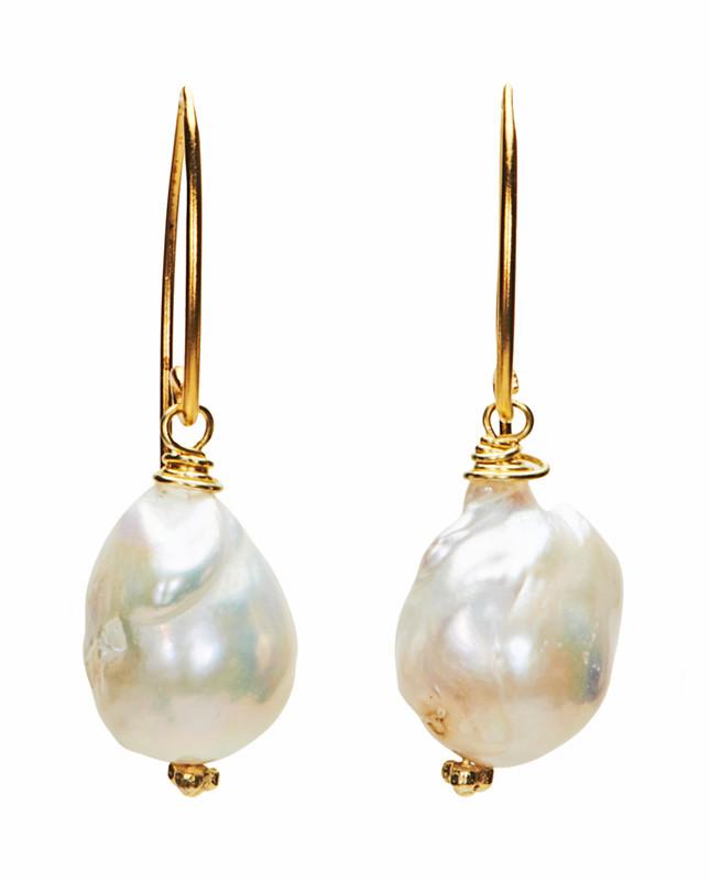 Coronado Earrings - White Freshwater Pearl