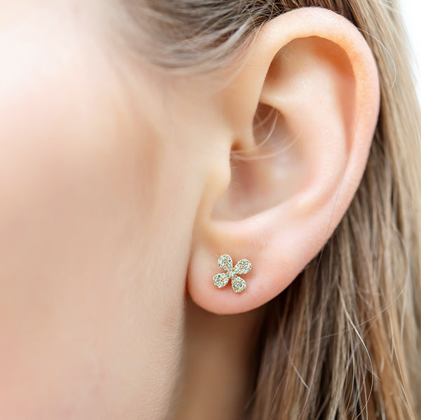 These beautiful pave-set clover stud earrings are simple, yet beautiful. They lay flat to the ear, making them infinitely comfortable and perfect for daily wear.